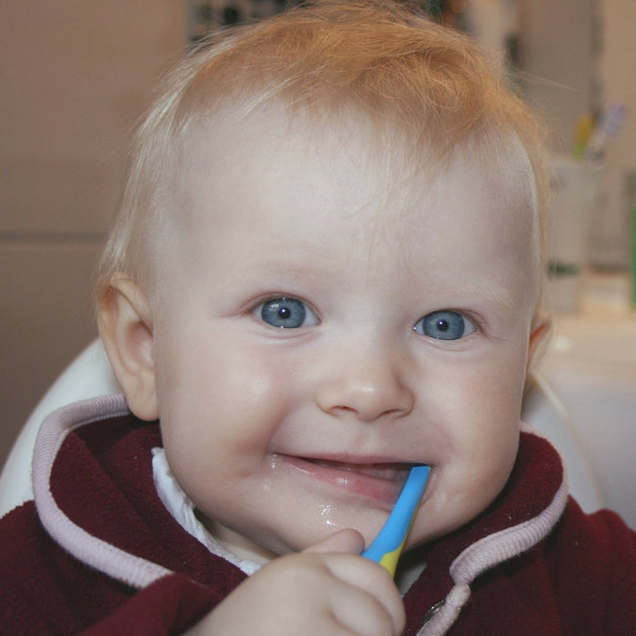 Se brosser les dents, un bon réflexe même pour les tout petits